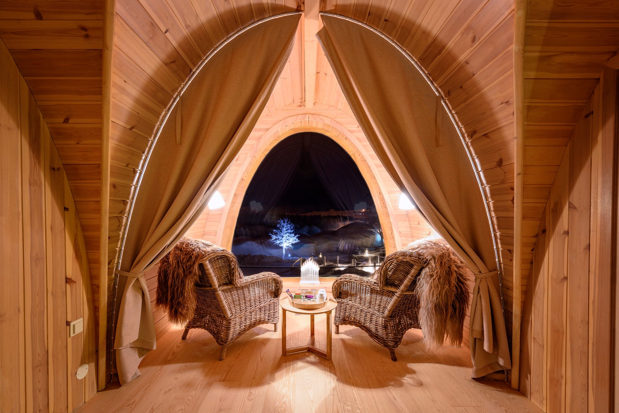 Kirkenes_Cabine_Norway_Norwegian_Travel_Inside the Gamme cabin copy